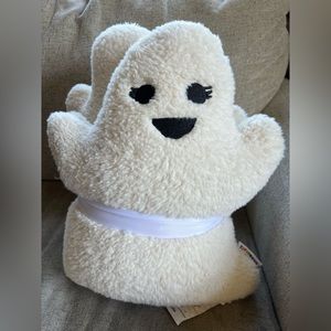 Novogratz sherpa ghost pillows